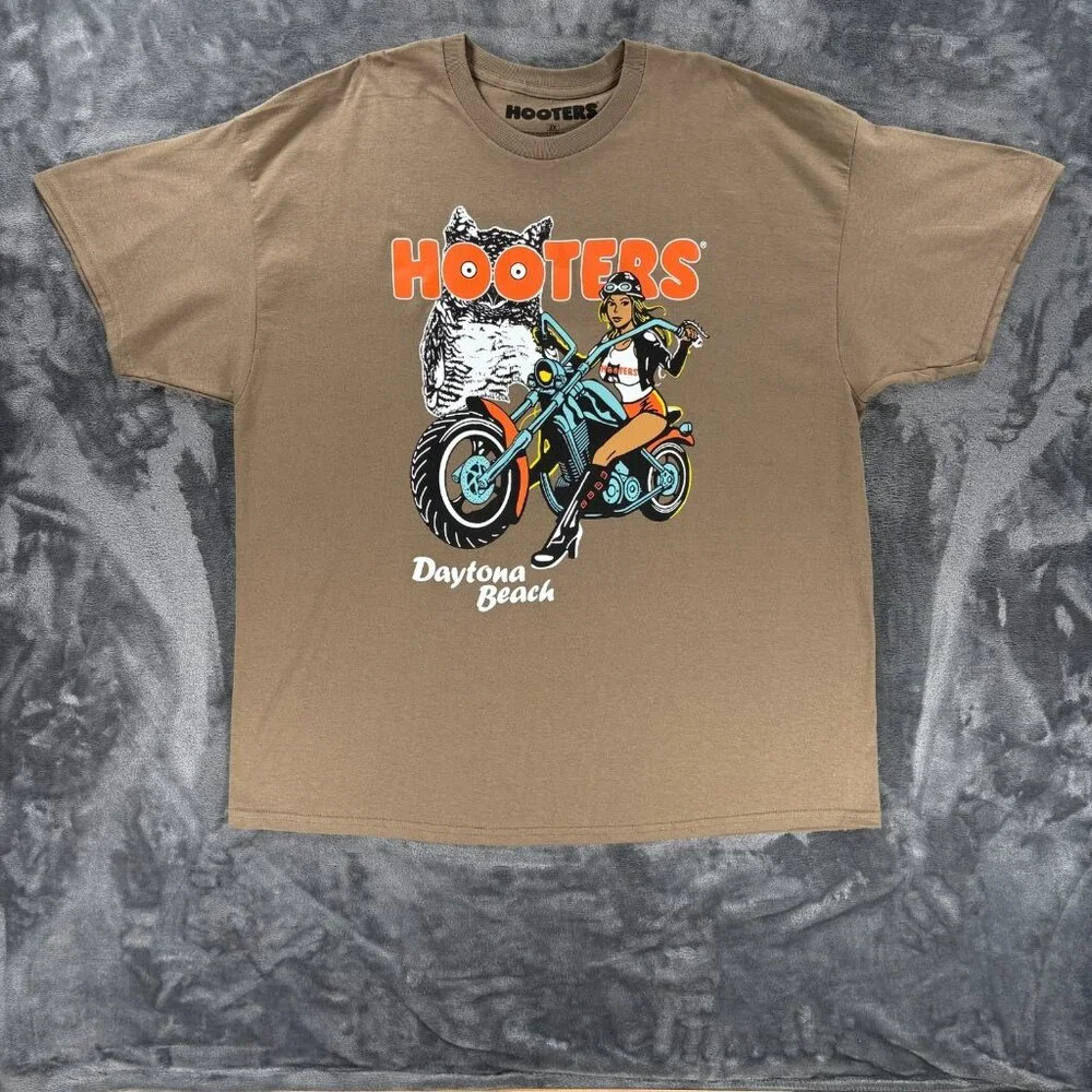 Hooters Daytona Beach T Shirt Men 2XL Tan Biker Graphic Owl Motorcycle USA NWOT - Picture 1 of 6